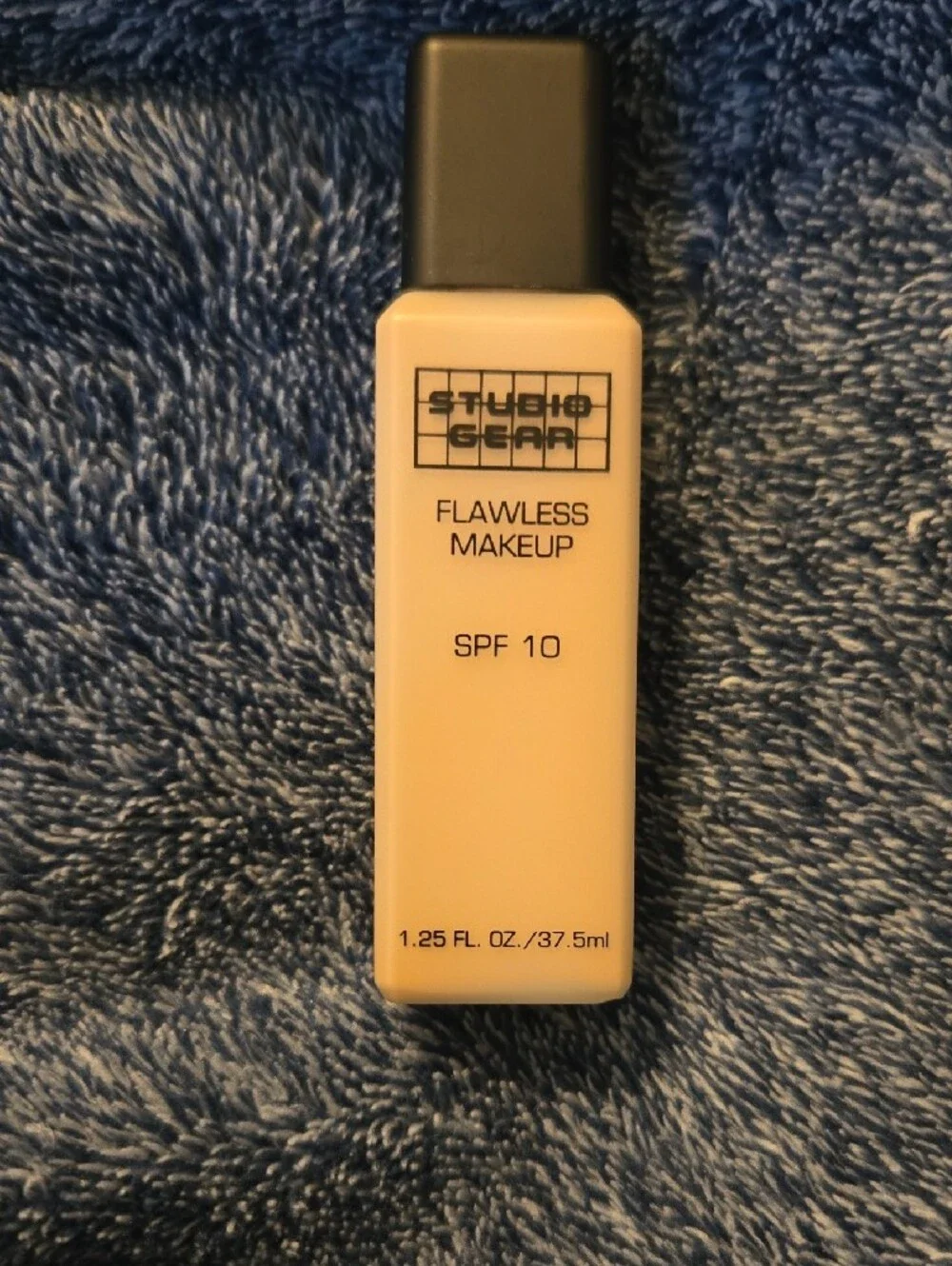 3/$10 Bundle Deals Studio Gear Flawless Foundation- Sandy Beige 45007